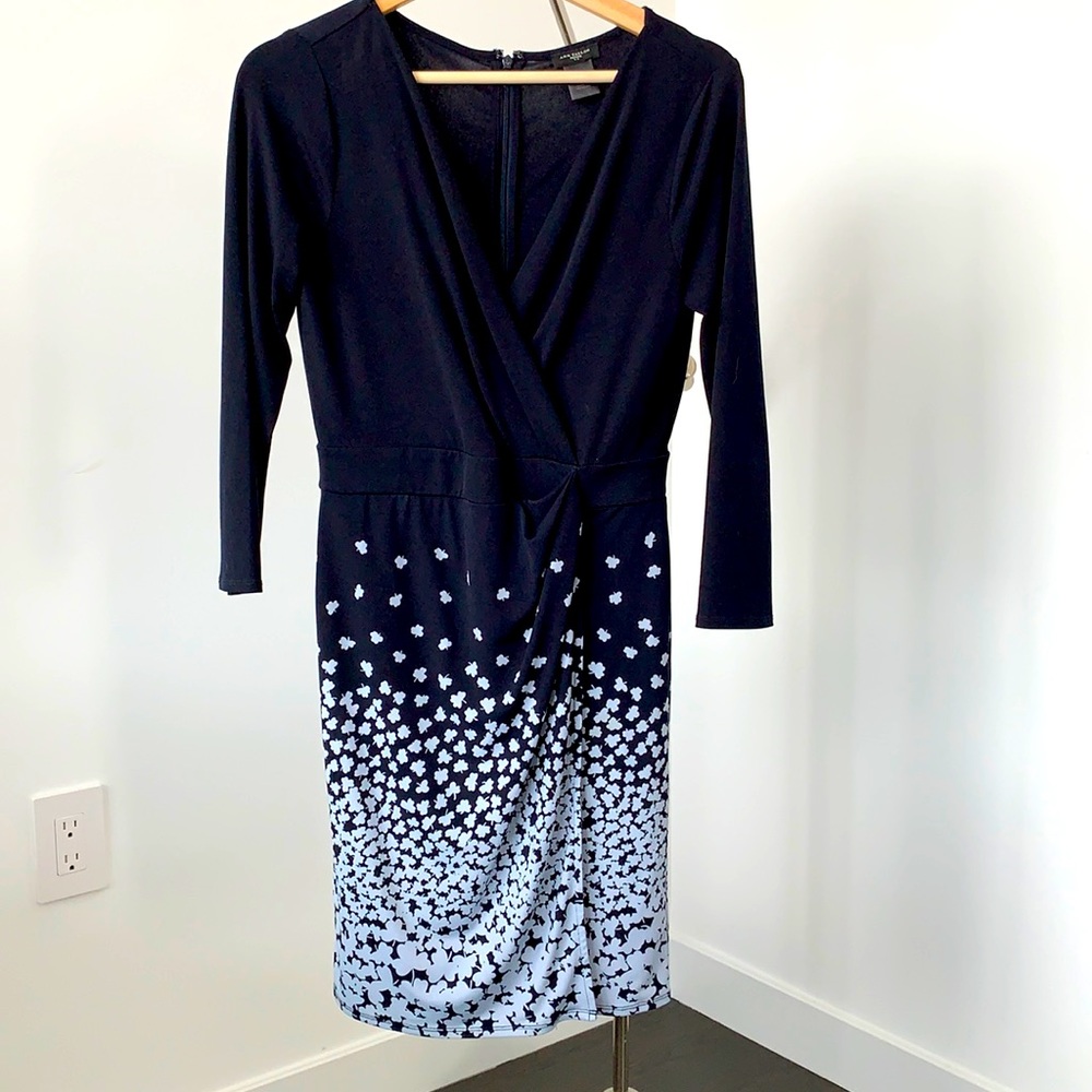 Ann Taylor cute navy dress with floral pattern 0
